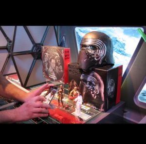 Maschera interattiva Darth vader con tante funzionalità di gioco
